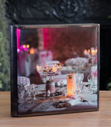 LIVRE MÉTALLIC ACIER 30X30